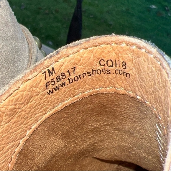 Born Slingback Mules Womens 7 Suede Leather Studded Taupe Harness Buckle… - Picture 11 of 11